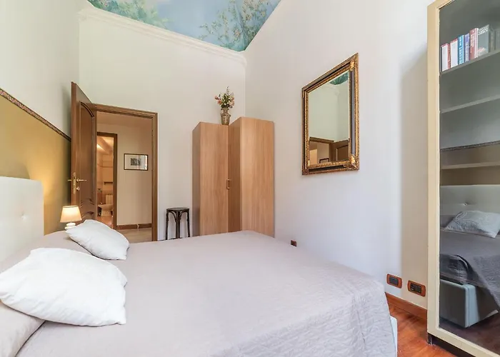 Guesthost - Piazza Vittorio Exclusive Apartment